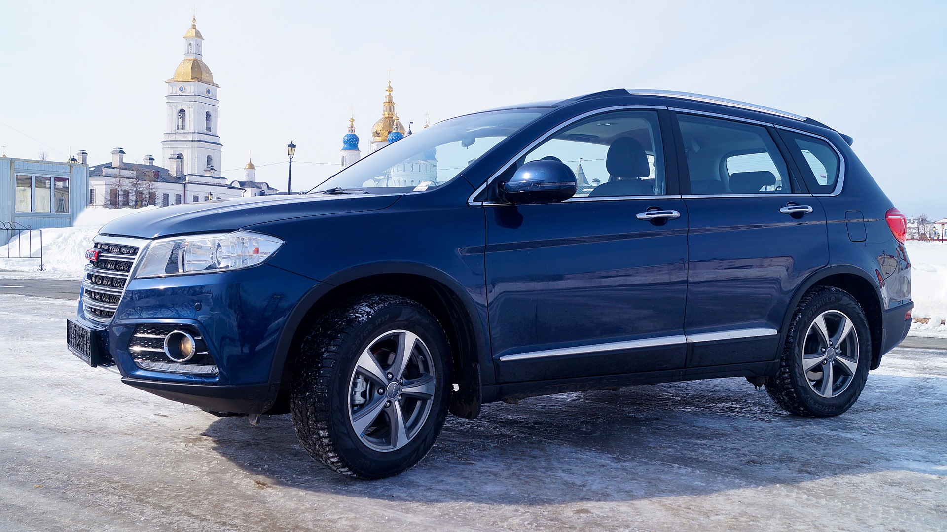 /img/cars/1637051155-exterior_haval_H6_3.jpg