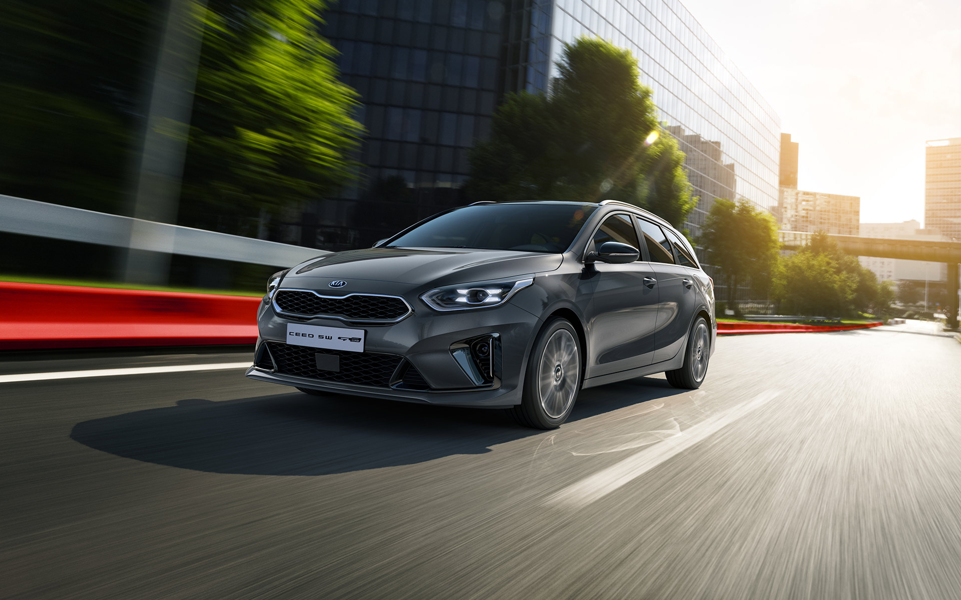 /img/cars/1637051601-exterior_kia_Ceed_SW_2.jpg