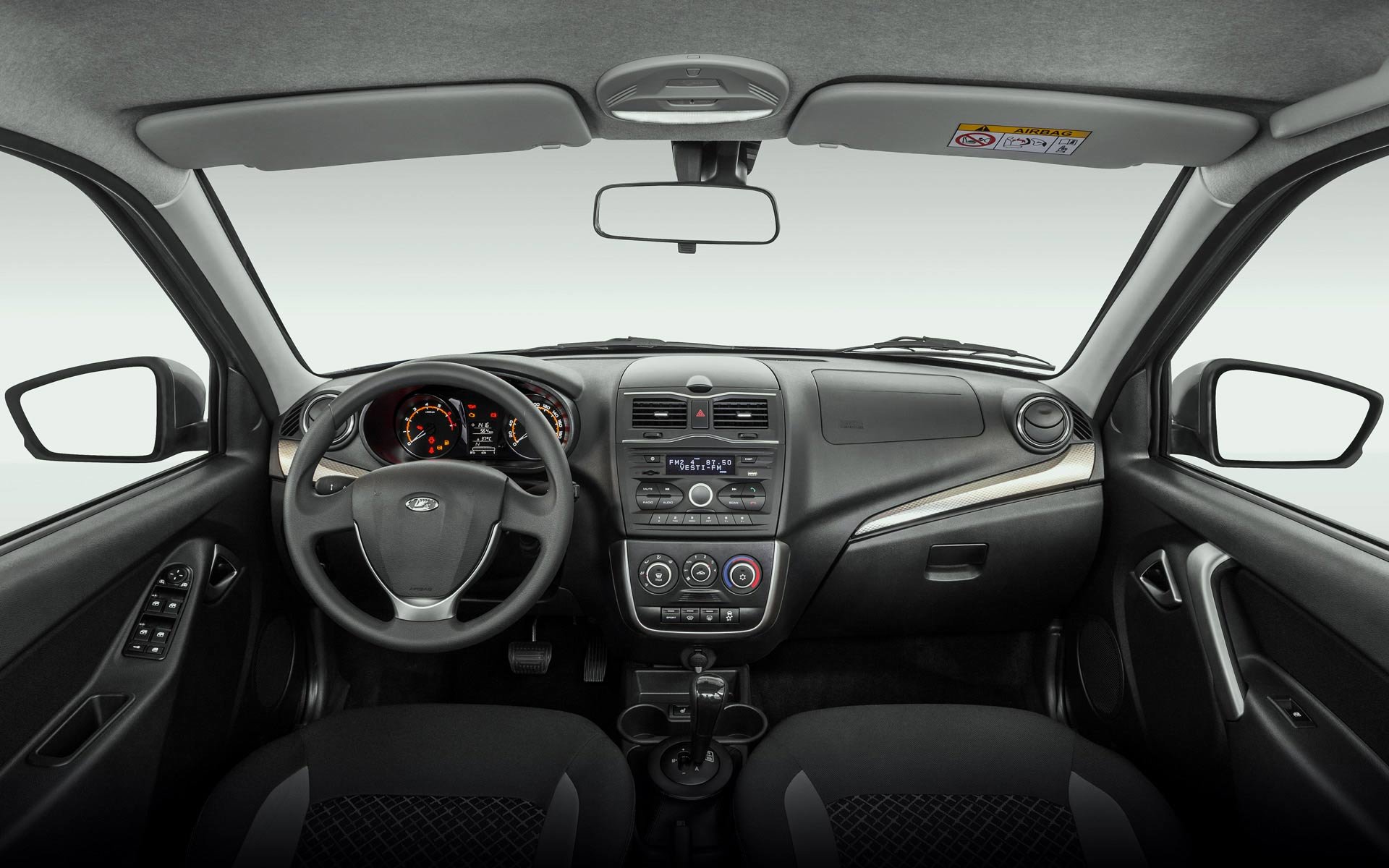 /img/cars/1637052073-interior_lada_Granta_liftback_9.jpg