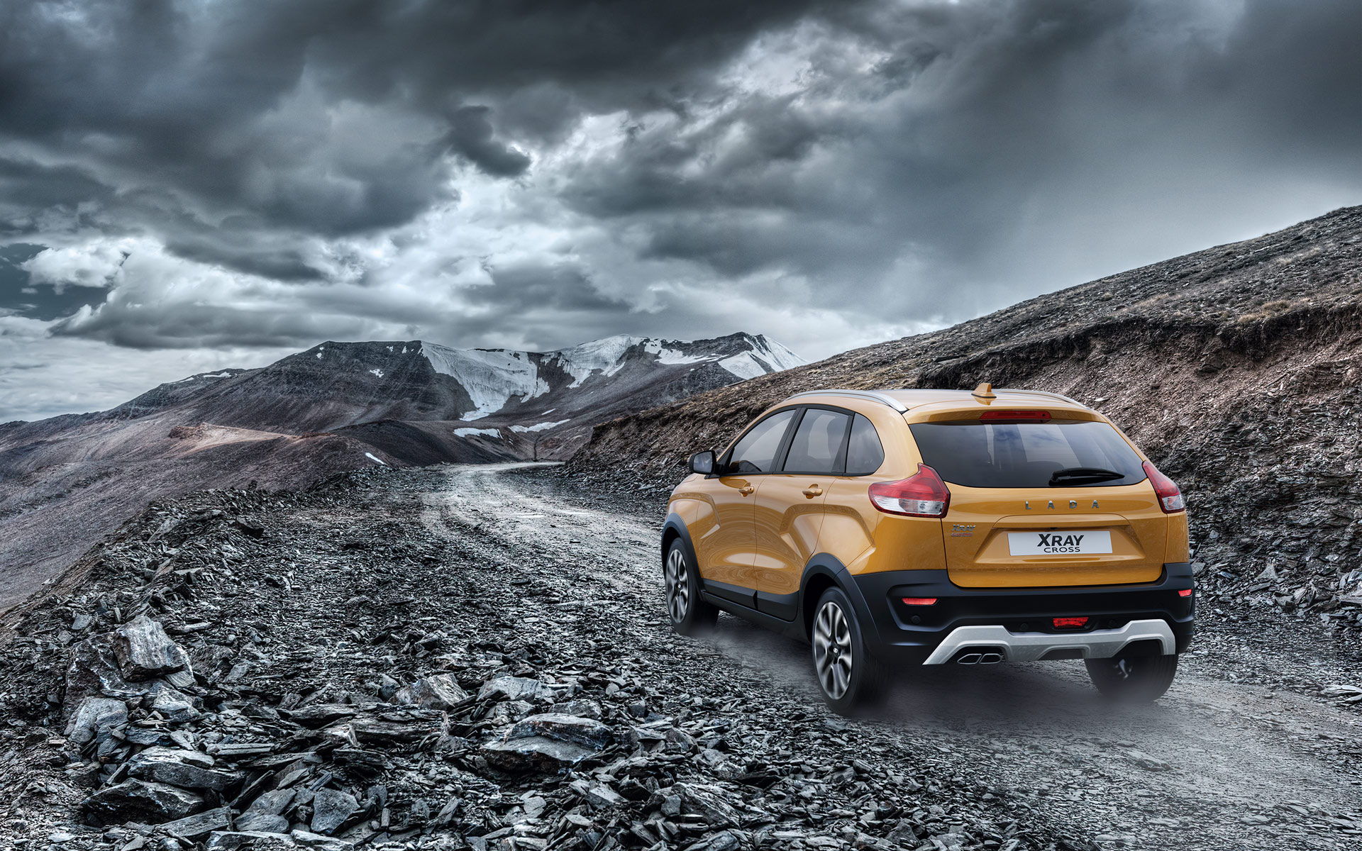 /img/cars/1637052447-exterior_lada_XRAY_Cross_4.jpg