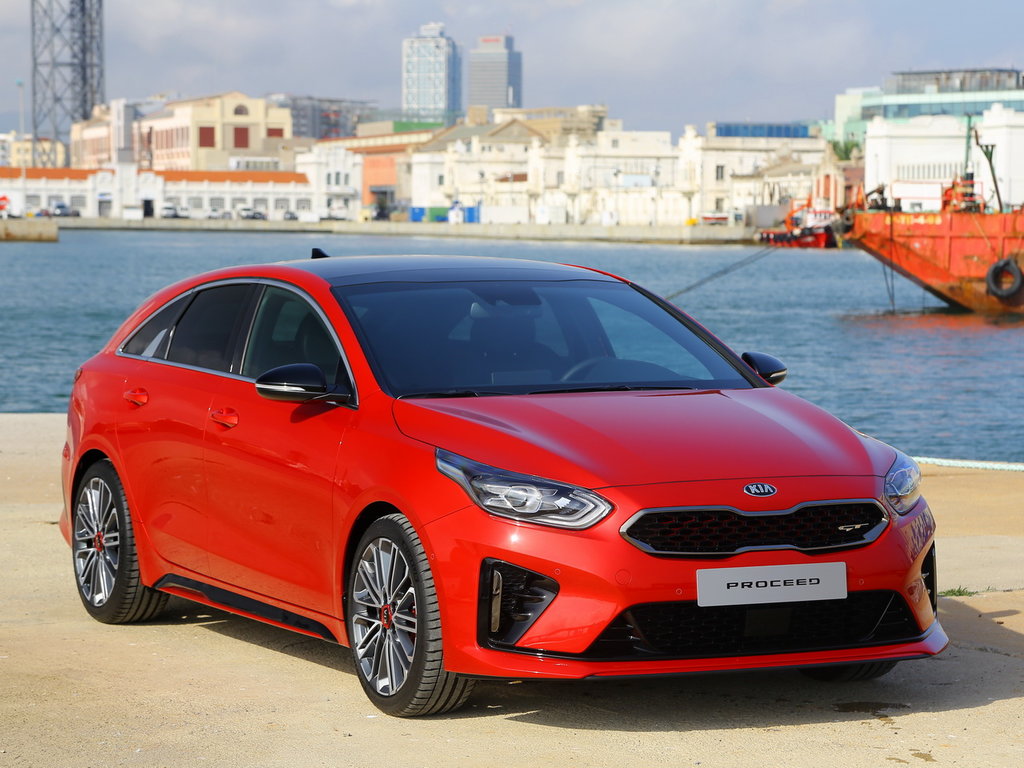 /img/cars/1667998326-kia_cee_d_887624.jpg